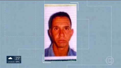 V Deo A Pol Cia Identifica O Homem Encontrado Morto Debaixo De Carro