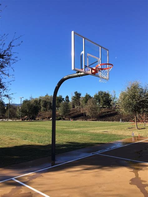 Gooseneck Basketball Hoops Gymnasium Scoreboards Basketball Court