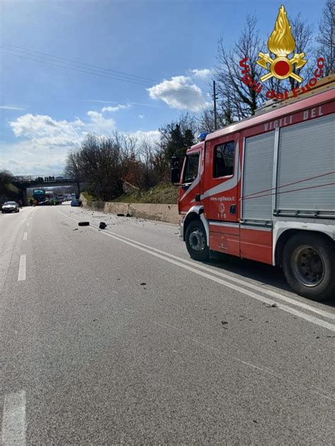 Grave Incidente Stradale Ad Isernia Due I Feriti Notizie Dall Italia