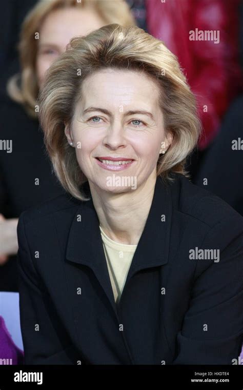 Ursula Leyen Fotos Und Bildmaterial In Hoher Auflösung Seite 3 Alamy