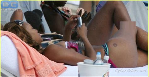 Vivica Fox Nude Pictures Onlyfans Leaks Playboy Photos Sex Scene Uncensored