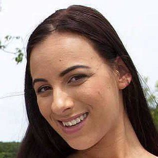 Cayenne Hot биография рост вес размер груди