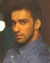 Avinash Tiwary: Age, Photos, Family, Biography, Movies, Wiki & Latest ...