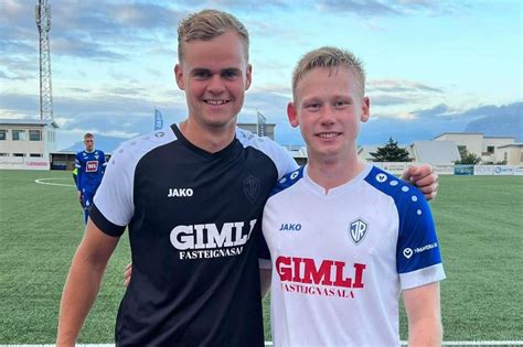 Riggja Stiga Munur Efstu Sex Li Unum