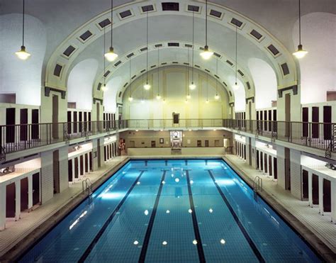 Schwimmbäder Natalia Carstens Fotografie Berlin heute Berlin