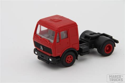 Herpa Mercedes Ng Zugmaschine Rot Schwarz Unbedruckt H