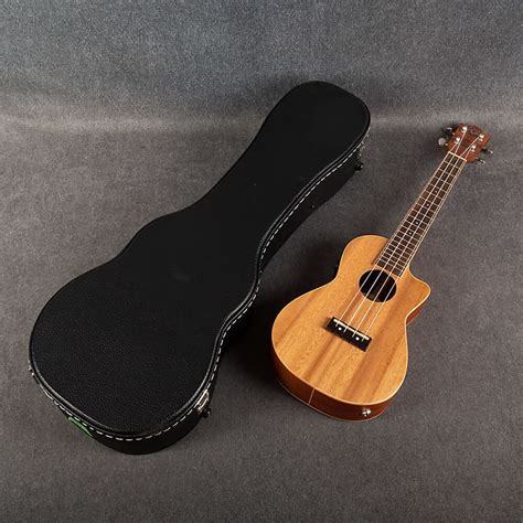 Tanglewood TUJ 2 CE Exotic Java Concert Electro Ukulele Reverb