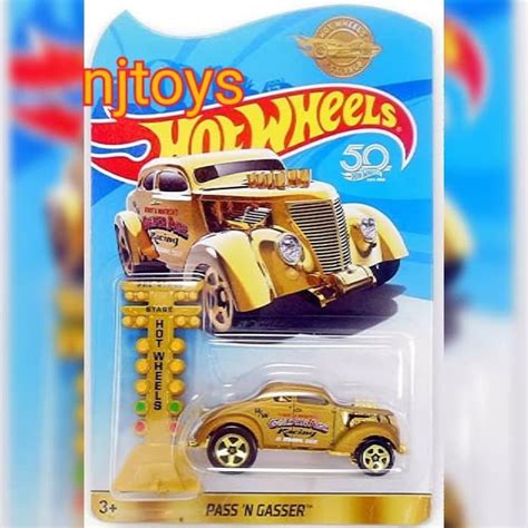 Hot Wheels Pass N Gasser Gold Edition Th Anniversary Shopee Malaysia