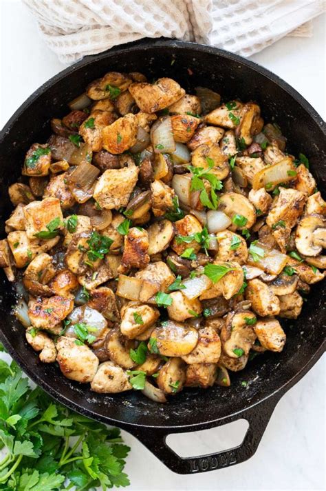 Chicken and Mushrooms Recipe - iFoodReal.com
