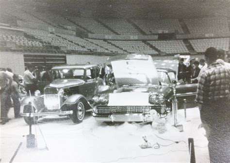 Photo 1932 Ford S At Hot Rod Shows 4 A TRIBUTE TO 90 YRS OF THE 32 FORD IN BLACK WHITE