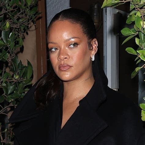 Rihanna S Savage X Fenty Lingerie Has Launched See All The Pieces In The New Rihanna Savage X