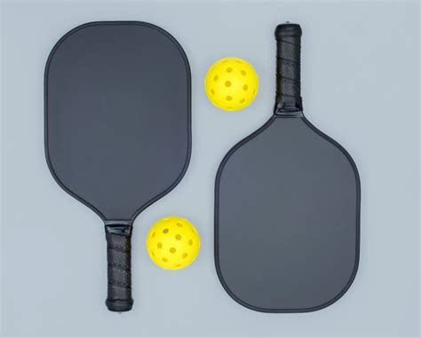 The Best Pickleball Paddles for Beginners - Pickleball Rookie