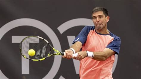 Tenis En una final entre argentinos Federico Delbonis se consagró