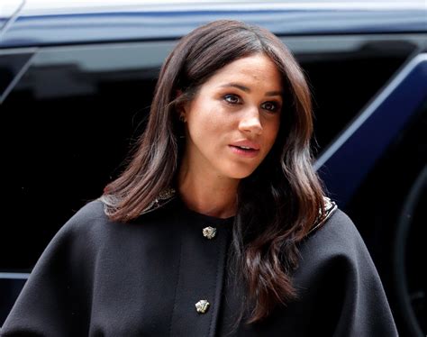 Pregnant Duchess Meghan Is Feeling Nervous In Final Trimester Us Weekly