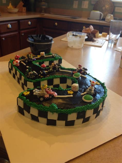 Mario Kart Cake | Mario kart cake, Mario birthday cake, Super mario ...