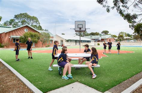 School Overview Ravensthorpe District High School