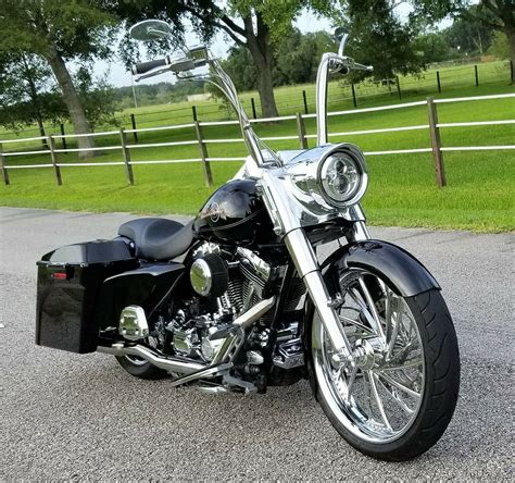 2006 Harley Road King Custom 2006 Harley Davidson Flhrci Road King