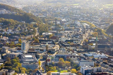 Hagen aus der Vogelperspektive: Stadtansicht vom Innenstadtbereich am ...