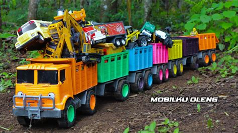 Mobil Truk Tronton Panjang Penuh Mobil Mobilan Truk Oleng Excavator