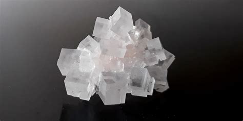 How to Grow A Beautiful Cluster of Table Salt Crystals - Crystalverse