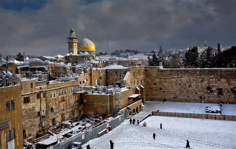 The Jewish Divide Over Jerusalems Most Sensitive Holy Site Parallels