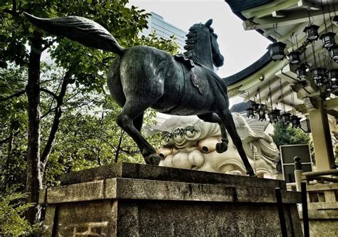 Descubre El Santuario Namba Yasaka Turismo Japon