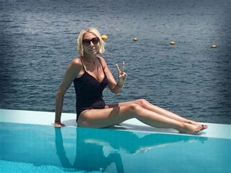 Laura Bozzo Olvida A Su Ex Presumiendo Bikini En Acapulco Chiapas Digital