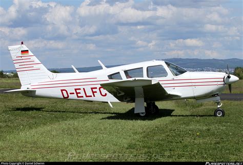 D Elfc Private Piper Pa R Cherokee Arrow Photo By Daniel Schwinn