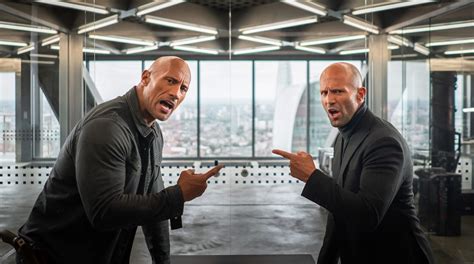 Fast And Furious Hobbs And Shaw 2019 Crítica Simpática Fantasmada Apoyada En El Carisma De Dwayne