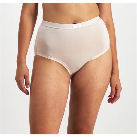 Jockey Women S Comfort Classics Bamboo Full Briefs Pack Nude Maroon BIG W