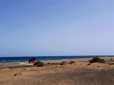 Playa de los Pocillos Beach – Auszeit Lanzarote – Holidays on Lanzarote