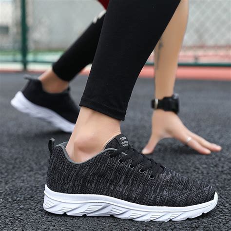 Sports Shoes For Men Soft Sole Spring And Summer Mesh Breathable Non