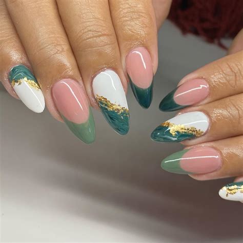 Green With Envy 40 Stunning Emerald Green Nails Nail Designs Daily