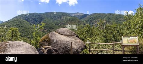 Panorámica de la ruta a los Pilones en el Valle del Jerte en la