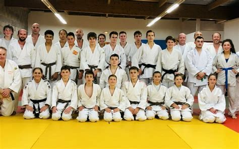 Judo Entraînement commun entre les clubs dYffiniac et du Goëlo