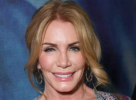 Shannon Tweed Body Measurements Height Weight Bra Size Shoe Size Artofit