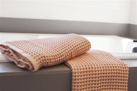 The 9 Best Waffle Bath Towels Of 2024 Tested And Reviewed