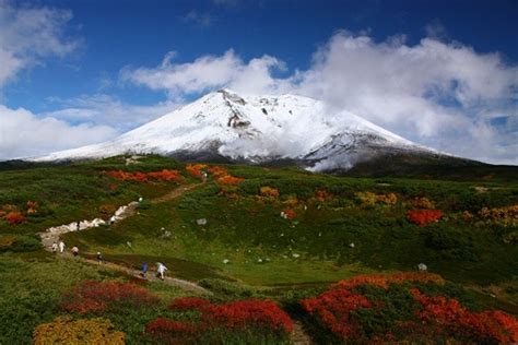 mount_asahidake_fall_foliage_hokkaido | Kyuhoshi