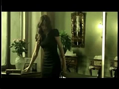 Nancy Ajram Fi Hagat Official Clip