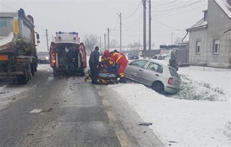 Accident Grav N Vestul Rii I Blocaj Pe Autostrad Foto