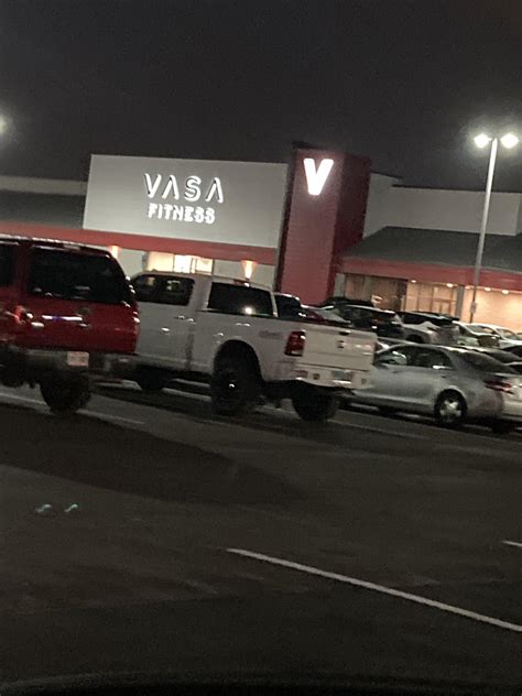 Former Marsh Supermarket Now a Vasa Fitness (Indianapolis, IN) : r