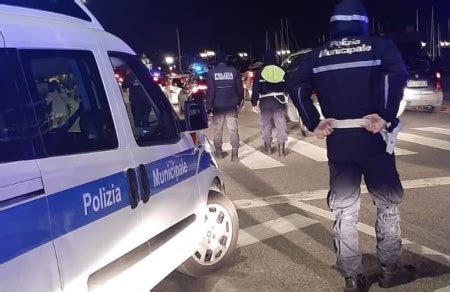 Controlli Ai Locali Della Movida Multe E Sequestri Roma