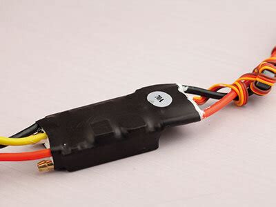 Brushless Regler 70A Mit Wasserkühlung 3 4S