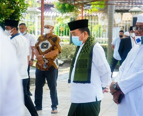 Sholat Idul Adha Gubernur Al Haris Ikuti Imbauan Wapres Dan Kemenag