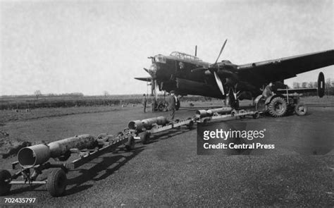 Avro Manchester Bomber Photos and Premium High Res Pictures - Getty Images