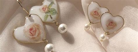 Cute Heart Shaped Earrings with Roses and Pearls