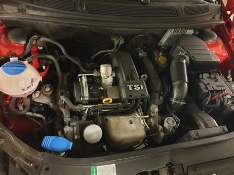 Есть вопрос к знатокам Шкоды Фабия — Skoda Fabia Mk2, 1,2 л, 2014 года ...