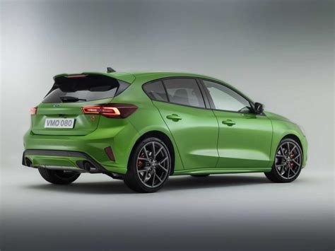 Galeria de fotos: Ford Focus ganha novo visual e motor eletrificado na ... 