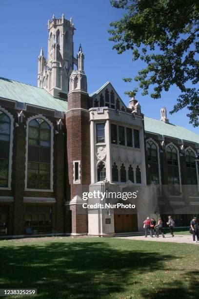 15 Assumption University (Windsor) Stock Photos, High-Res Pictures, and ...