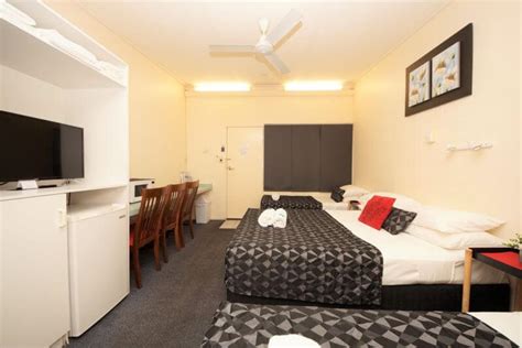 Best Ayr Accommodation - Parkside Motel Ayr Queensland